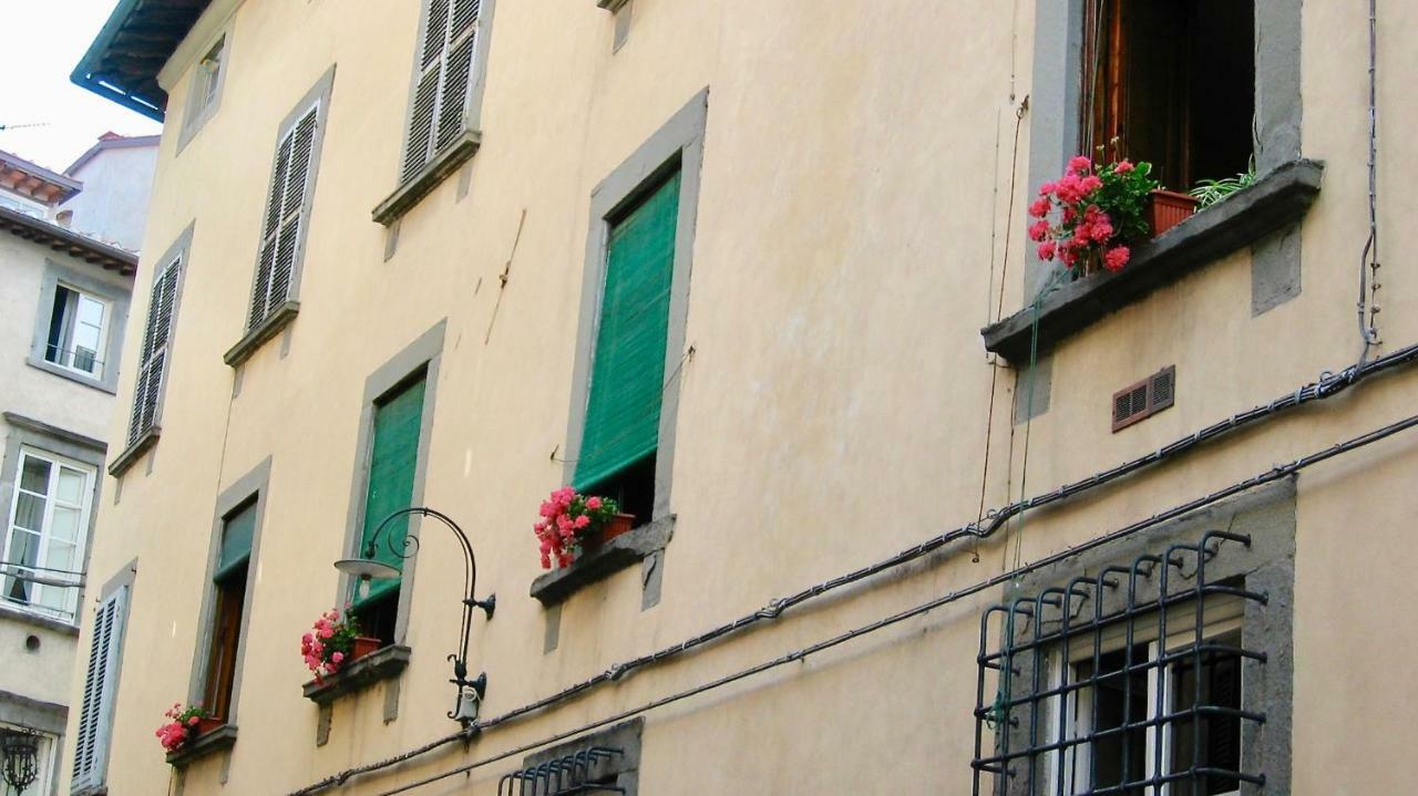Palazzo Colombini Apartment Lucca Luaran gambar