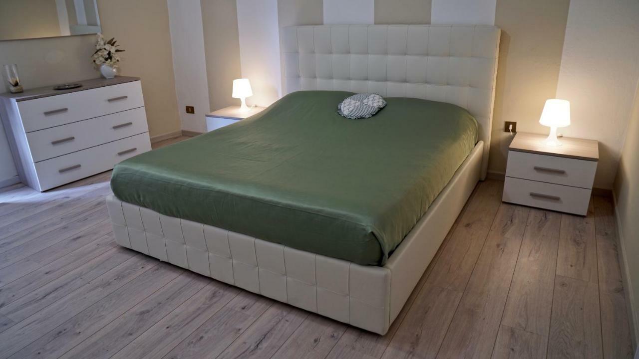 Palazzo Colombini Apartment Lucca Luaran gambar